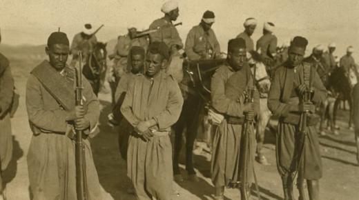 ثورة الملك والشعب في ذكراها ال72..استحضار للتلاحم الوثيق بين العرش والأمة والتزام بمواصلة حمل مشعلها في ظل الوحدة الوطنية والترابية