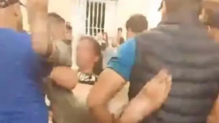 الدارالبيضاء : أمن سيدي البرنوصي يضع حدا لصعصع البرنوصي المتهم باحتجاز شابتين والاغتصاب ومحاولة إضرام النار