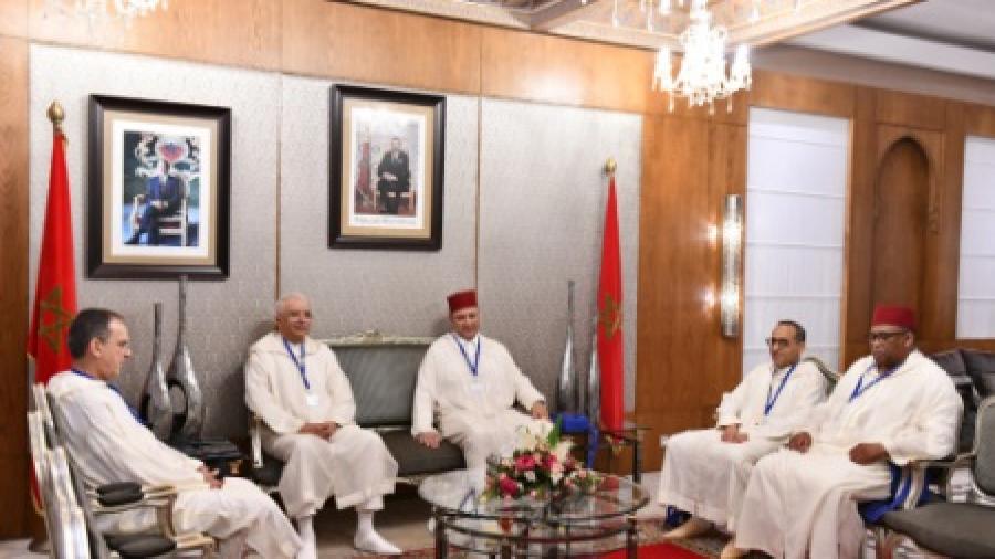 موسم الحج لسنة 1445 هـ .. الوفد الرسمي للحجاج المغاربة يصل إلى جدة