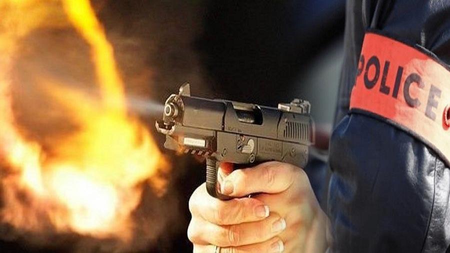 نهاية ملتحي مختل عقليا احتجز والده وعرض رجال الأمن للخطر باستعماله سلاحا أبيضا من الحجم الكبير