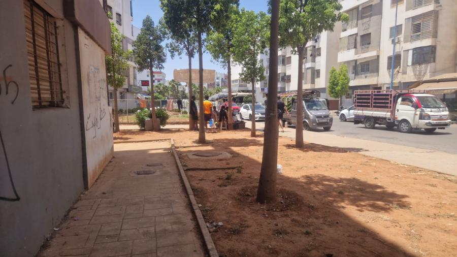 عمالة الحي الحسني ( فرح السلام ) : متى تتحرك عجلة تحرير الملك العمومي بالمنطقة