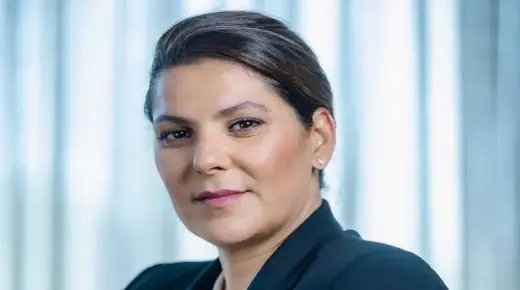 فاطمة الزهراء المنصوري : هل تصلح المرأة ما أفسده الرجال ؟