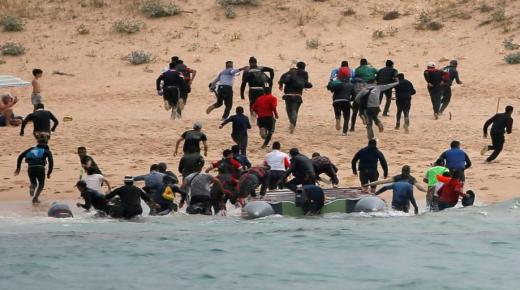 لا يمكن لقاض إسباني تقويض منظومة مكافحة الهجرة غير النظامية، ثم مطالبة المغرب بتحمل التبعات (مصدر حكومي مغربي)